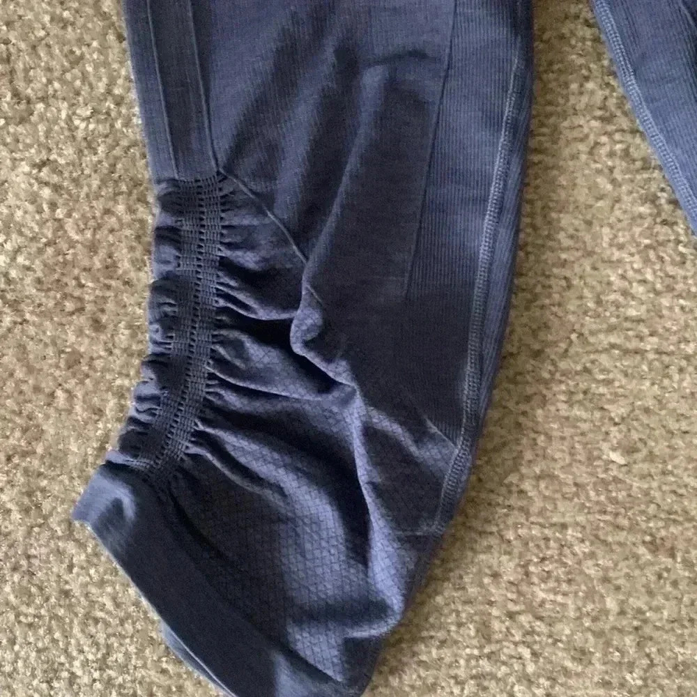 Lululemon In The Flow Crop II Size 6 - Picture 4 of 7